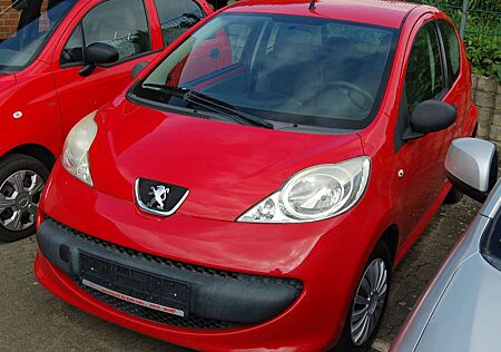 Peugeot 107 Petit Filou TÜV 5- 2027