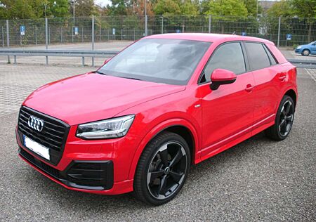 Audi Q2 35 TFSI S tronic sport S line
