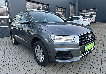 Audi Q3 AHK Xenon