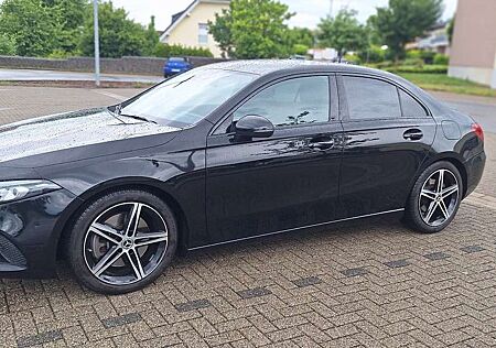 Mercedes-Benz A 250 4Matic Edition 1 (177.147)