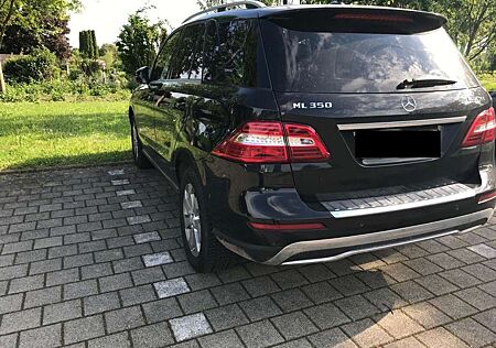 Mercedes-Benz ML 350 BlueTEC 4MATIC 7G-TRONIC