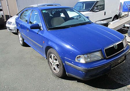 Skoda Octavia 1.6 GLX