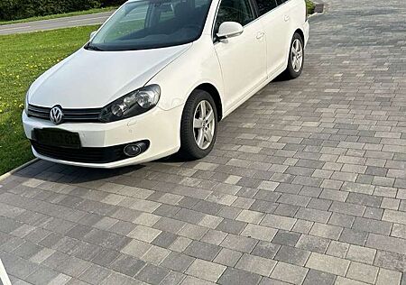 VW Golf Variant Volkswagen 1.6 TDI DPF Comfortline