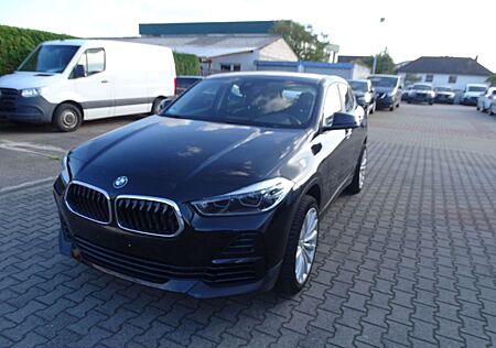 BMW X2 sDrive 18 i Advantage Navigation, LED, Sitzheizung
