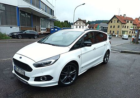 Ford S-Max ST-Line AWD Titanium