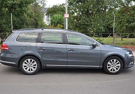 VW Passat Variant Volkswagen Diesel 2.0 TDI DSG BlueMotion Techn