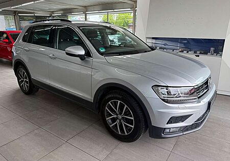 VW Tiguan Volkswagen *Comfl*Navi*Navi*ACC*LED*DAB*LANE*