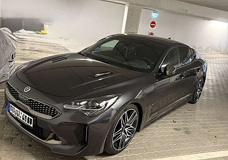 Kia Stinger GT 3.3 AWD 366PS
