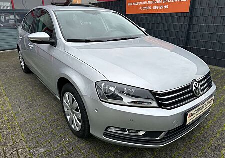 VW Passat Volkswagen /Navi/Schiebedach/AHK/Klima/1Hand/