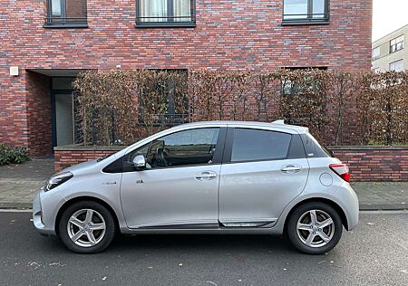 Toyota Yaris Hybrid Hybrid 1.5 VVT-i Y20 Club