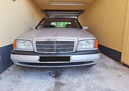 Mercedes-Benz C 180 Esprit