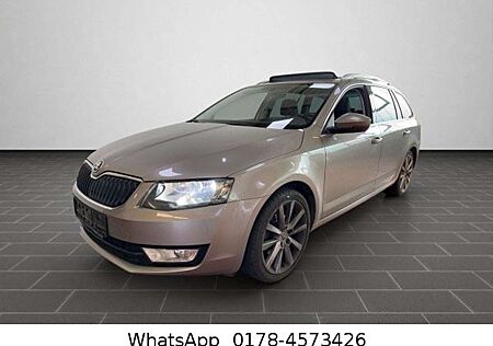 Skoda Octavia Combi Ambition Green Tec Pano/Teilleder