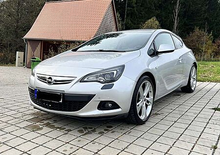 Opel Astra GTC