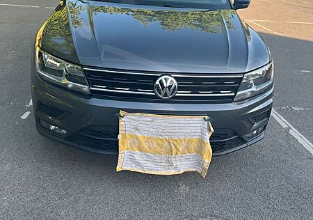 VW Tiguan Volkswagen 2.0 TDI SCR IQ.DRIVE