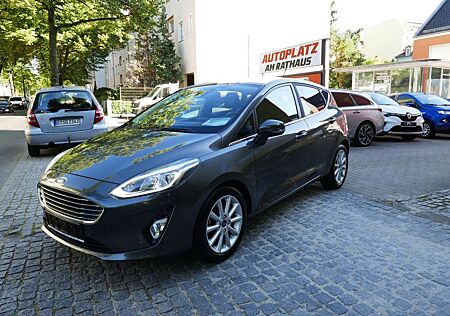Ford Fiesta Titanium, Navi, Kamera