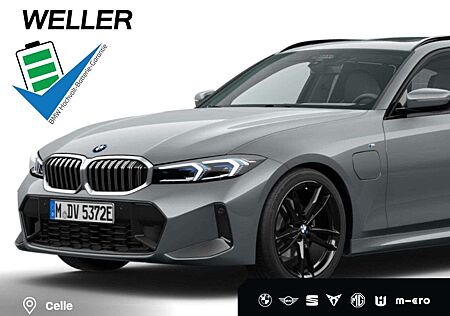 BMW 330 e xDrive Touring M Sport RFK HUD Tempom. Pano