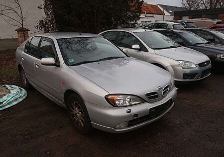 Nissan Primera 1.8 Elegance Klimaautomatik