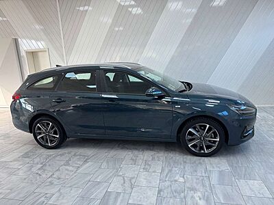 Hyundai i30 cw 1.5 DCT 48V Trend Navi LED Garantie