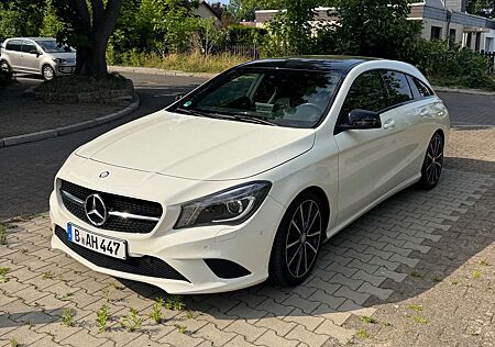 Mercedes-Benz CLA 200 CLA Shooting Brake 200 7G-DCT AMG Line