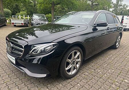 Mercedes-Benz E 300 de*Kombi*Avantgarde*Aut*LED*NAVI*225KW*