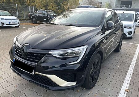 Renault Arkana FullHybrid145 ENGINEERED