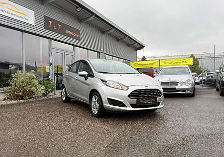 Ford Fiesta Sync 1,25 Navi Sitzh PDC Alu BT beh Front