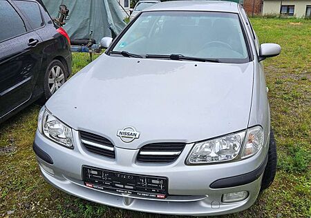 Nissan Almera 1.8 Sport