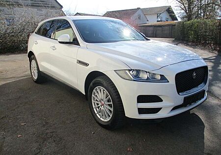 Jaguar F-Pace 3.0D AWD + AHK + Navi + TOP