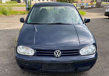 VW Golf Volkswagen 1.6, Klima, TÜV NEU, Schiebedach