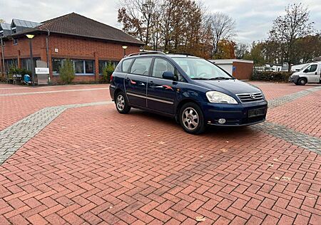 Toyota Avensis Verso Executive