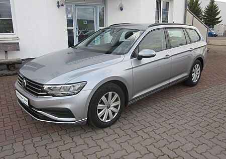 VW Passat Variant Volkswagen +Kamera+LED+1. Hand+DAB+SHZ