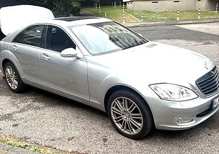 Mercedes-Benz S 320 CDI (221.022)