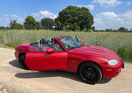 Mazda MX-5 1.6i 16V unplugged