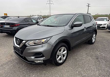 Nissan Qashqai Visia 1.5 Dci Auto. Navi Kamera Alcantar