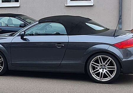 Audi TT RS Roadster