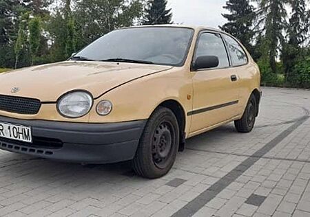 Toyota Corolla 1.3 linea terra