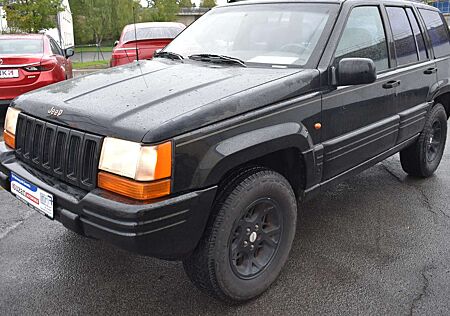 Jeep Grand Cherokee 5.2 Limited *HU-NEU*INSP-NEU*
