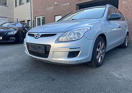 Hyundai i30 cw Classic/ Klima/ 2 Hand