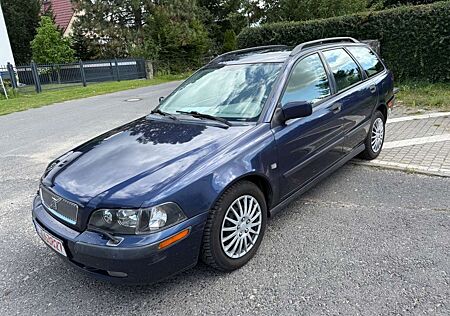 Volvo V40 2.0T Comfort/Automatik/Leder/Xenon