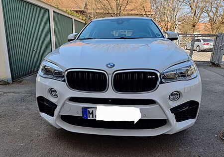 BMW X6 M DRIVER'S PACKAGE