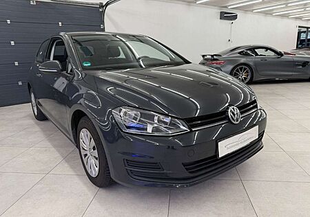 VW Golf Volkswagen VII Lim. Trendline BMT