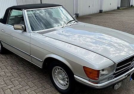 Mercedes-Benz SL 280 R 107