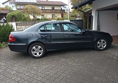 Mercedes-Benz E 270 E-Klasse Diesel CDI Avantgarde