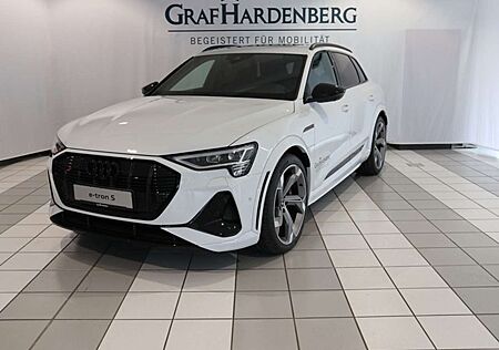 Audi e-tron S quattro 370 kW AHK MATRIX-LED PANO B&O