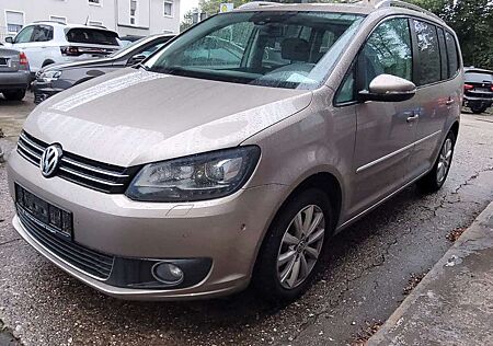 VW Touran Volkswagen 2.0 TDI DSG Highline BMT Xenon Navi 510