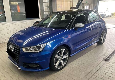 Audi A1 SPORTBACK 1.0TFSi S LINE/BLACK/17/XENON+/PANO