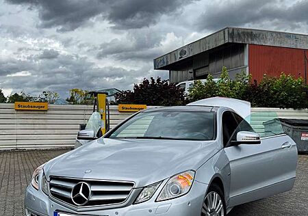 Mercedes-Benz E 350 CDI BlueEFF/PANO/NAVI/SERVICE NEU