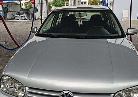 VW Golf Volkswagen 1.6 Automatik Edition