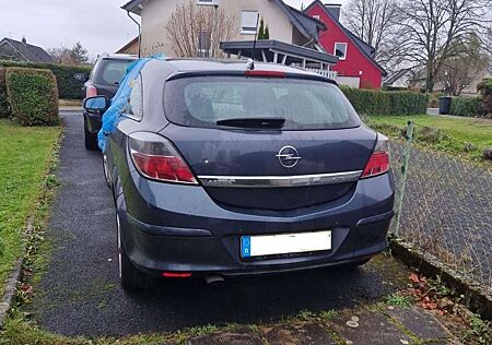 Opel Astra H GTC 2.0 Turbo Cosmo