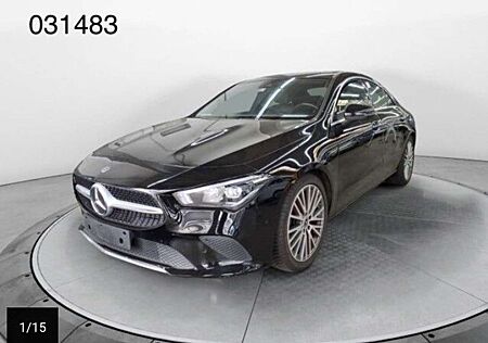 Mercedes-Benz CLA 200 Coupé LED 18" Widescr Kam Tempo Spur Ass